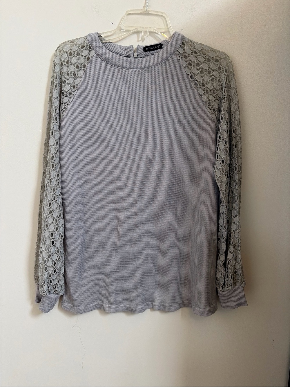 Mossimo Lace-Sleeve Waffle Knit Top in Light Gray